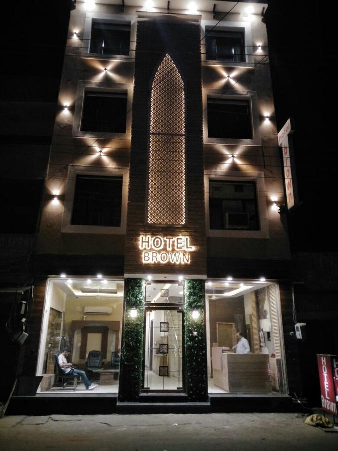 Hotel Brown Ludhiana Exterior foto